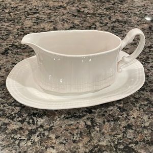 Mikasa Allura gravy boat and fish